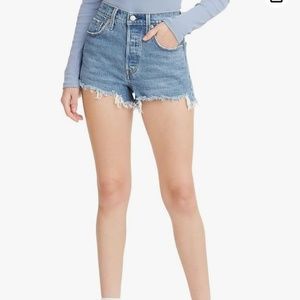Levis 501 cut off jean shorts size 29 NWT